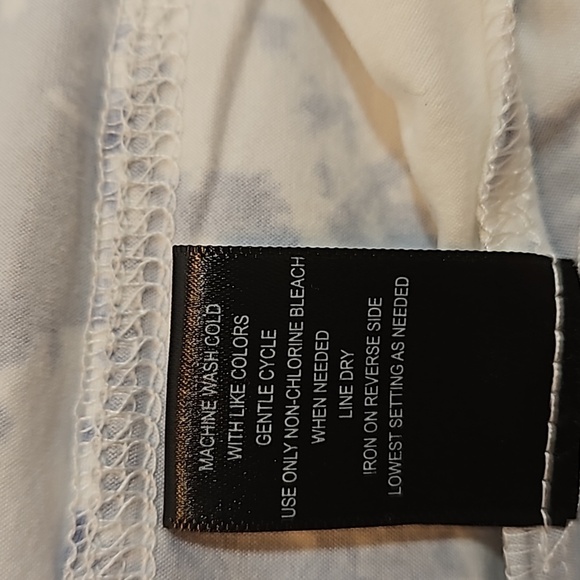 TRIXXI Women's Small Tie Dye shorts bermudas Elastic waistine White Blue - Picture 11 of 17